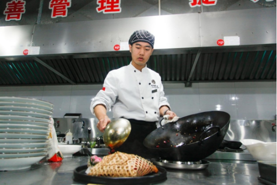 过完年，我决定来杭州新东方学烹饪，给自己一个灿烂前途！