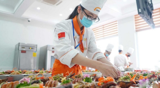 小小少年，让我们一起以热爱之名追逐烹饪梦吧~
