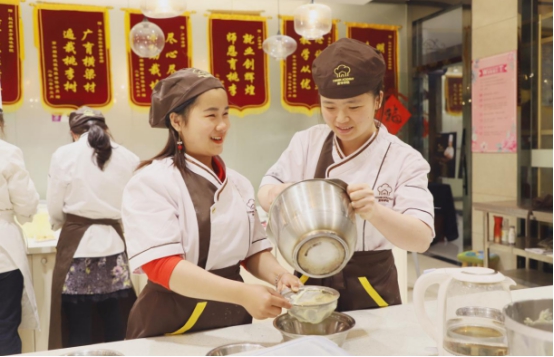 暖春四月，在美味学院，遇见了温柔又很棒的你们~