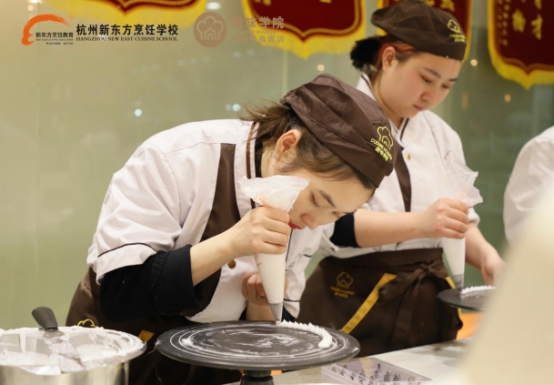 暖春四月，在美味学院，遇见了温柔又很棒的你们~