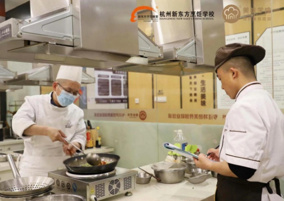 暖春四月，在美味学院，遇见了温柔又很棒的你们~