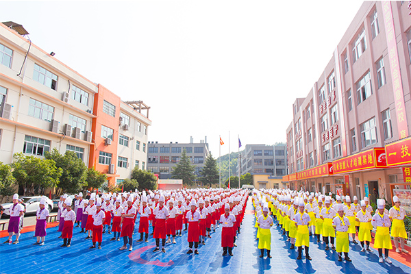 杭州新东方：中考分数不到400分，如何择校？