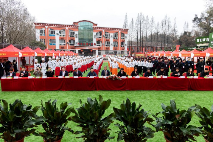 江苏新东方烹饪技术学校2021年名企签约暨春季大型人才预选会圆满落幕！