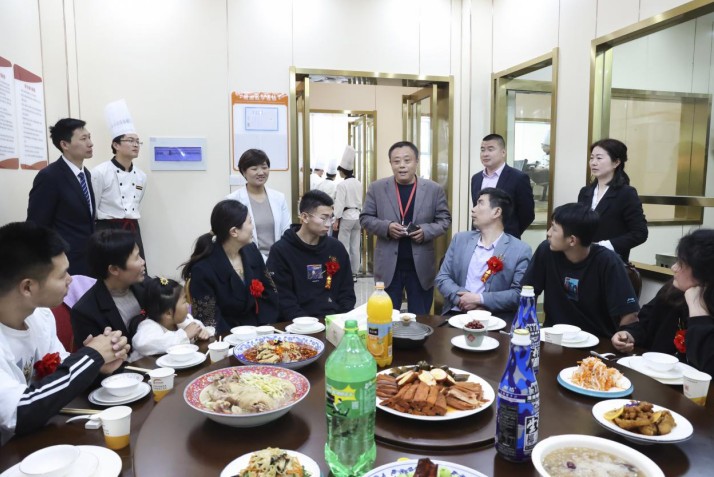 江苏新东方烹饪技术学校家长鉴证会，暖心启幕！