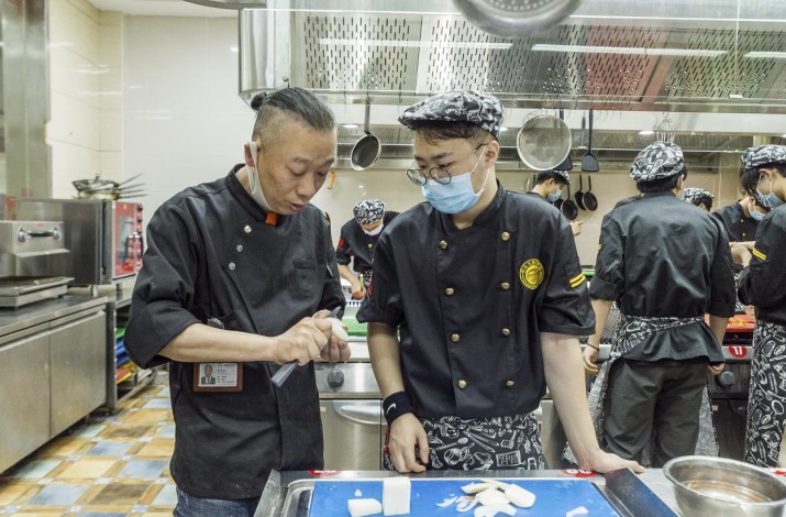 江苏新东方烹饪技术学校提示，中高考学生家长必须知道的那些事！