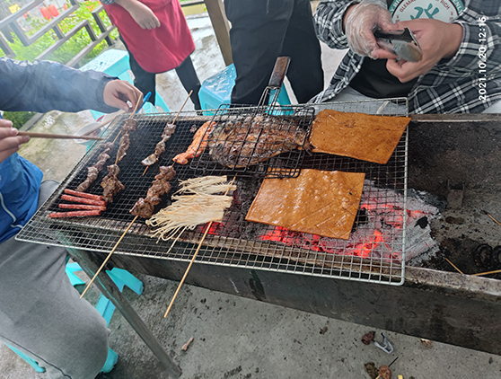 班级团建 | 到户外来一场美味的烧烤大餐
